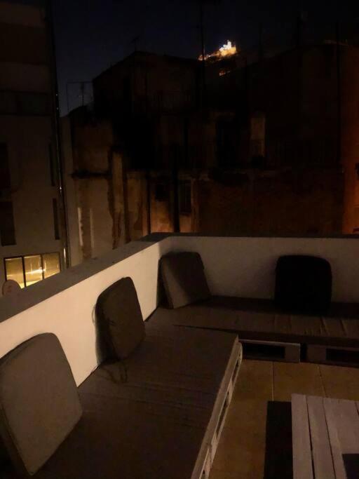 Cozy Loft With Jazz Notes In Kolonaki Apartman Athén Kültér fotó